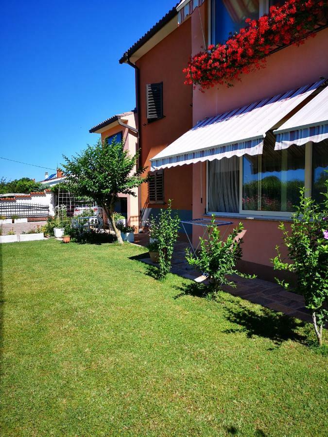 Apartman Olga Umag Luaran gambar