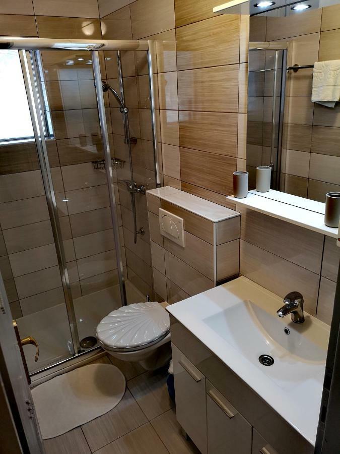 Apartman Olga Umag Luaran gambar